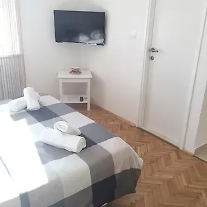 Nina Apartment